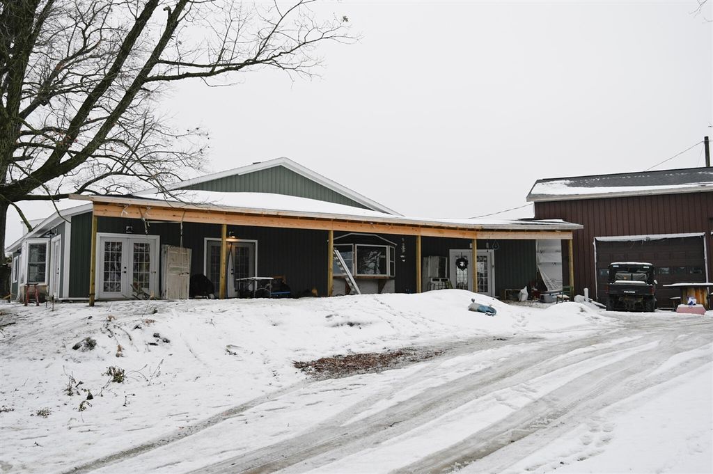 8492 Gibson Avenue, Lake, MI 48632