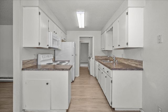 1225 E 29th Ave, Spokane, WA 99203