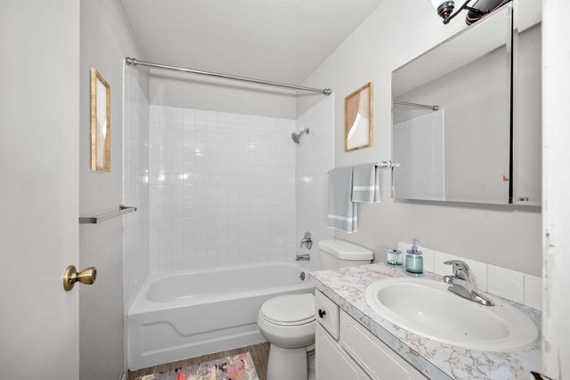 1225 E 29th Ave, Spokane, WA 99203