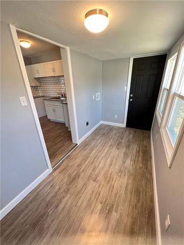 11117 E 15th Street S, Independence, MO 64052