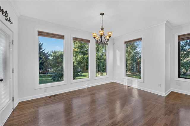 4549 W 141st Terrace, Leawood, KS 66224