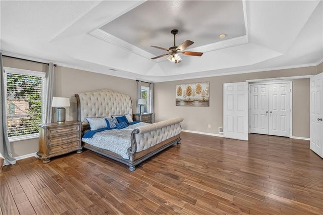 4549 W 141st Terrace, Leawood, KS 66224