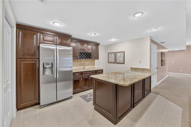 4549 W 141st Terrace, Leawood, KS 66224