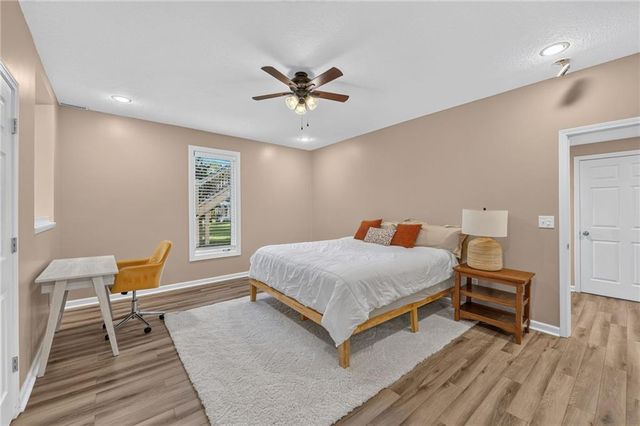 4549 W 141st Terrace, Leawood, KS 66224