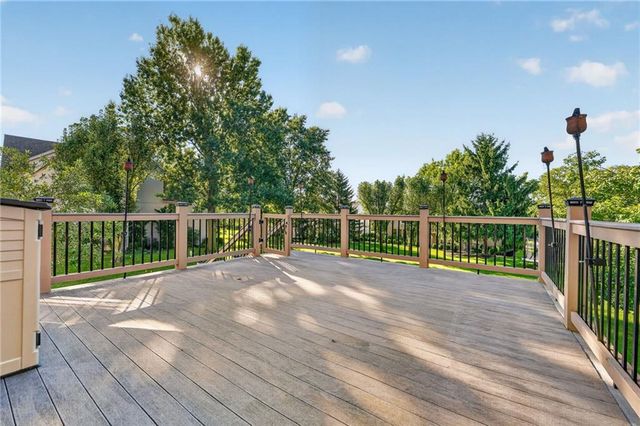 4549 W 141st Terrace, Leawood, KS 66224