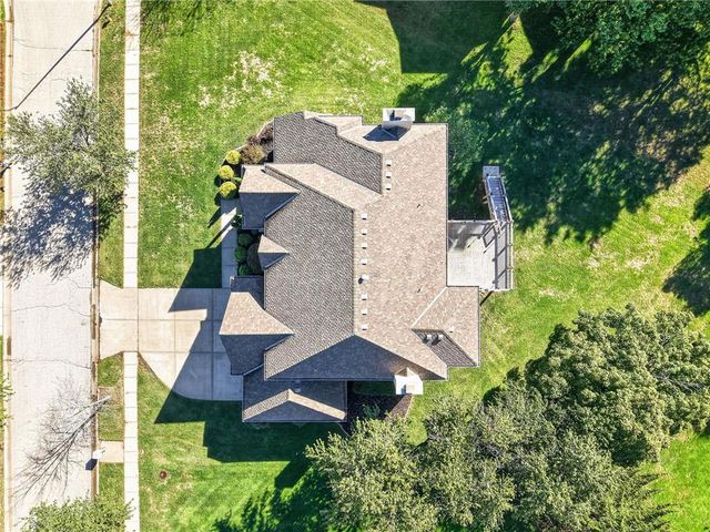 4549 W 141st Terrace, Leawood, KS 66224