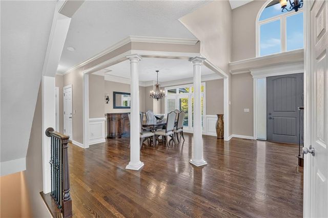4549 W 141st Terrace, Leawood, KS 66224