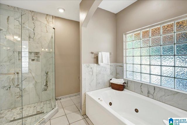 100 VICTORIA STATION, Maylene, AL 35114
