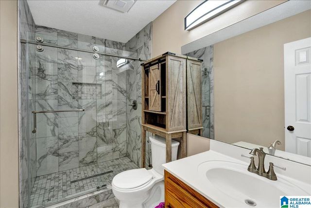 100 VICTORIA STATION, Maylene, AL 35114