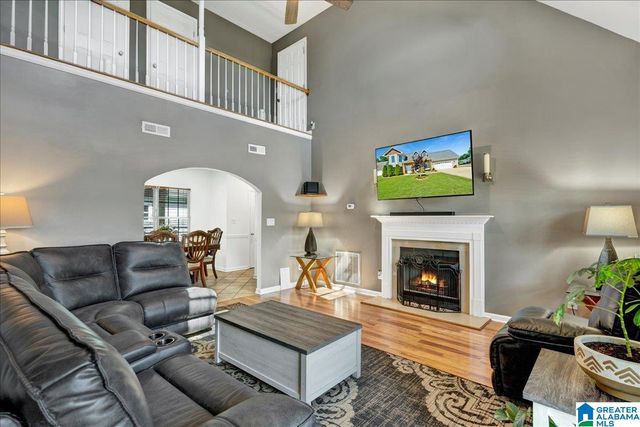100 VICTORIA STATION, Maylene, AL 35114