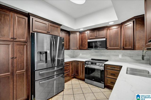 100 VICTORIA STATION, Maylene, AL 35114
