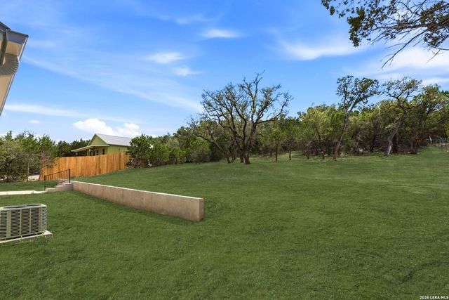 684 Appaloosa, Fischer, TX 78623