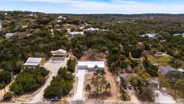 684 Appaloosa, Fischer, TX 78623