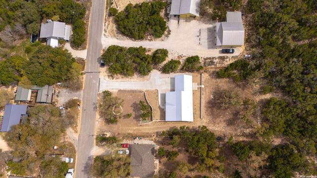 684 Appaloosa, Fischer, TX 78623