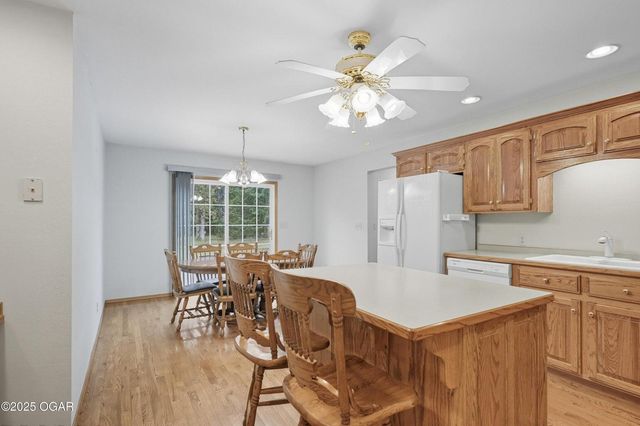 13194 Kirkwood Lane, Neosho, MO 64850