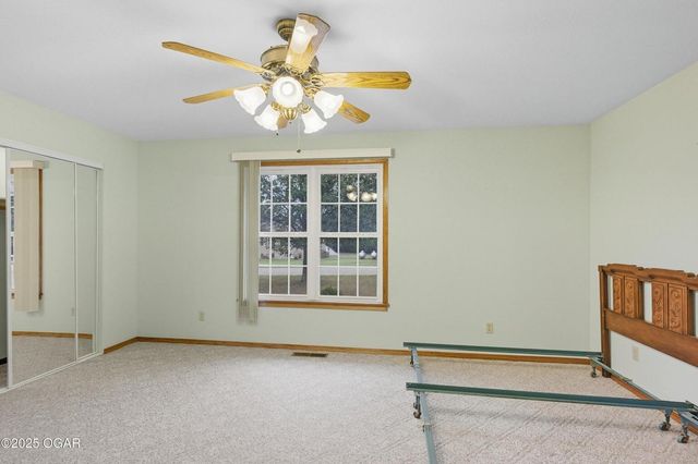 13194 Kirkwood Lane, Neosho, MO 64850