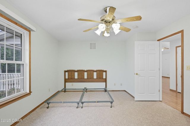 13194 Kirkwood Lane, Neosho, MO 64850