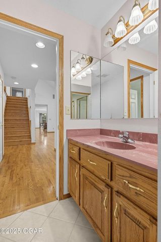 13194 Kirkwood Lane, Neosho, MO 64850