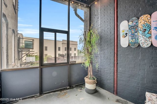 21 N Front Street Unit 2e2, Wilmington, NC 28401