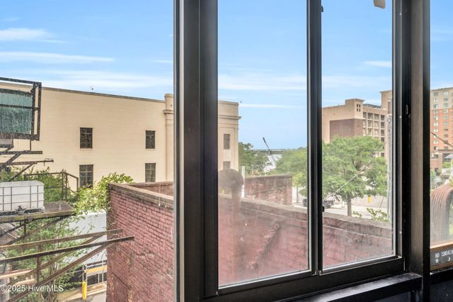 21 N Front Street Unit 2e2, Wilmington, NC 28401