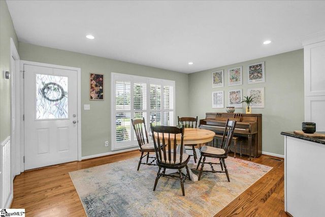 25 Amy Lane, Taylors, SC 29687