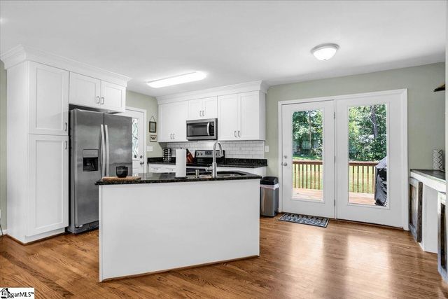 25 Amy Lane, Taylors, SC 29687