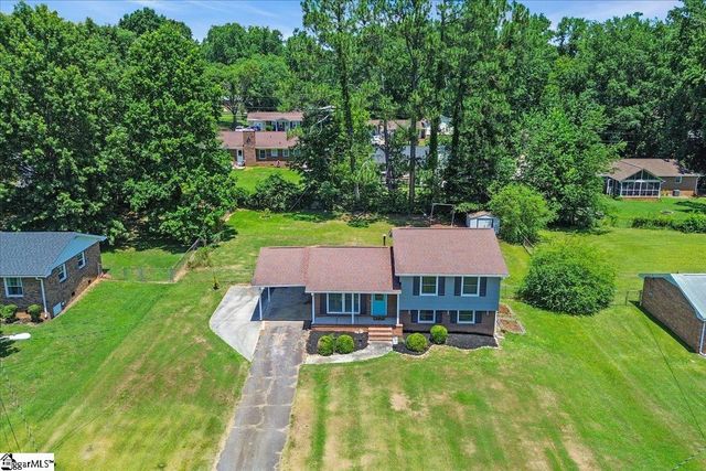 25 Amy Lane, Taylors, SC 29687