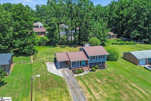 25 Amy Lane, Taylors, SC 29687
