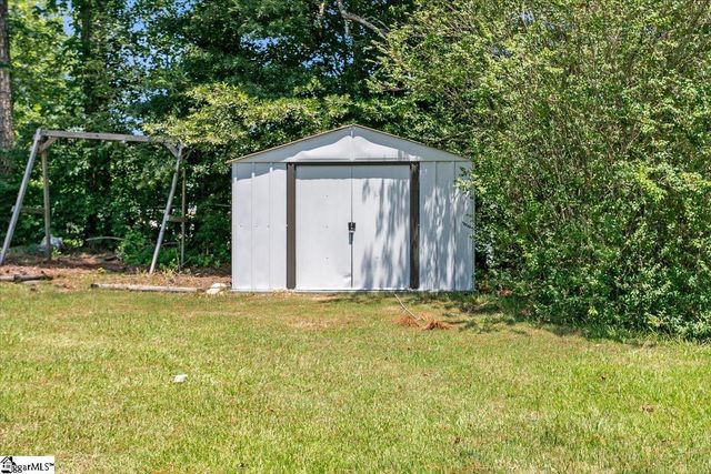 25 Amy Lane, Taylors, SC 29687