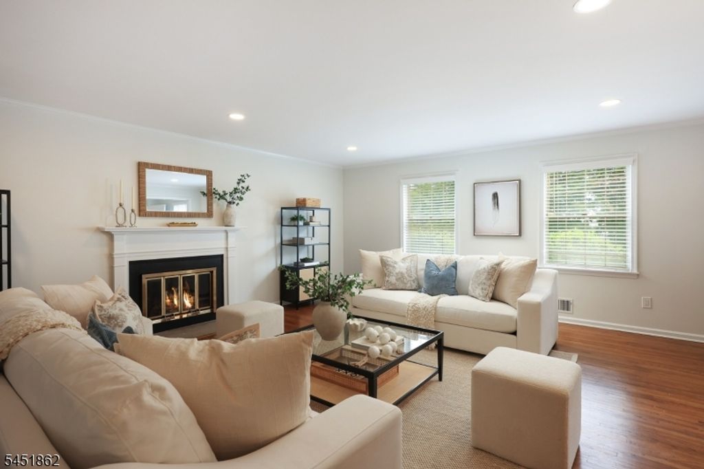 12 Cowperthwaite Pl, Westfield Town, NJ 07090 — exterior