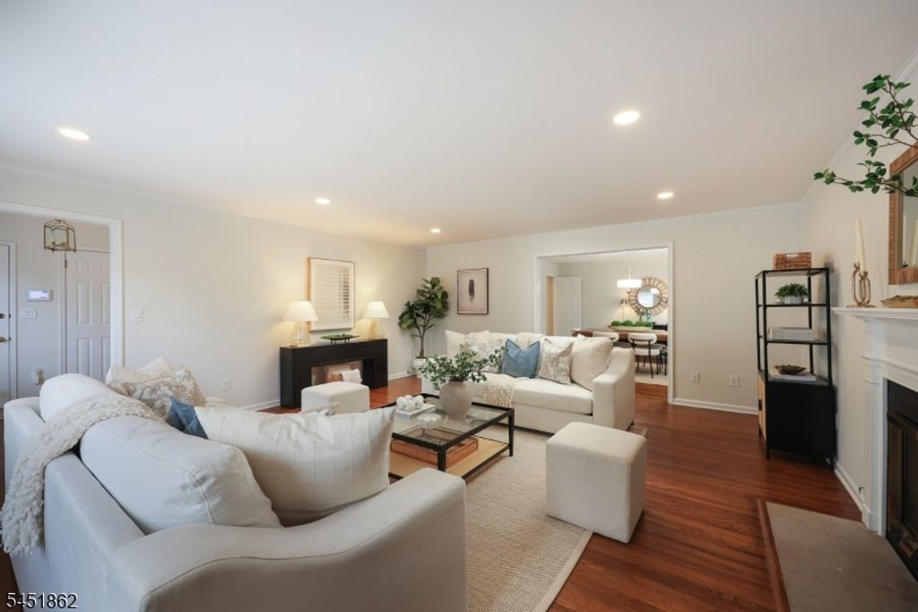 12 Cowperthwaite Pl, Westfield Town, NJ 07090 — photo 2