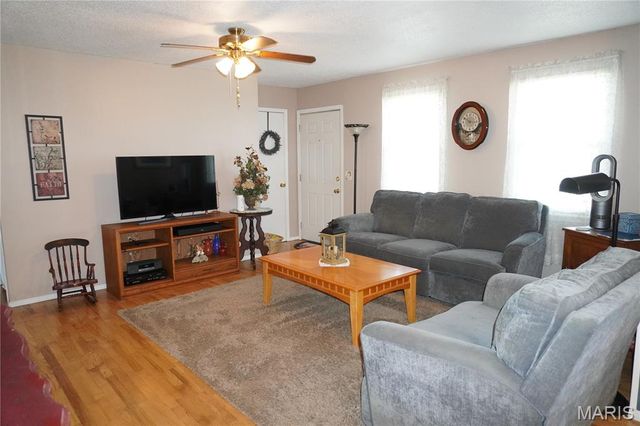 31098 State Highway 51, Marble Hill, MO 63764