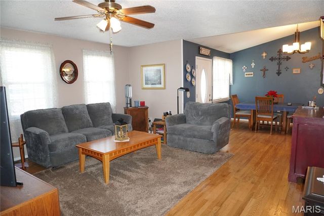 31098 State Highway 51, Marble Hill, MO 63764