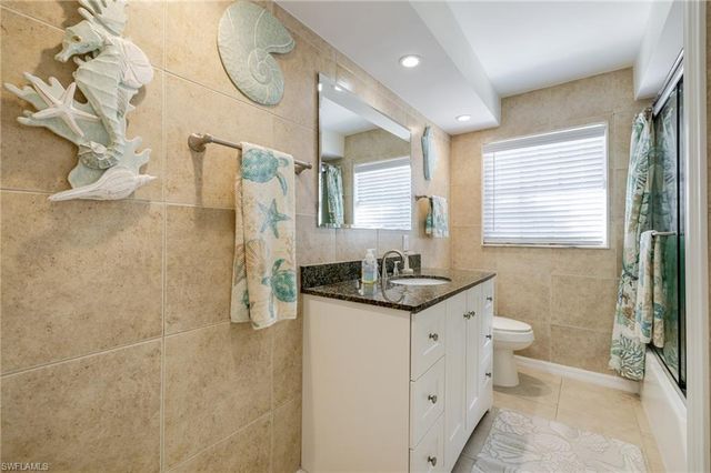 1755 SE 40th TER, Cape Coral, FL 33904