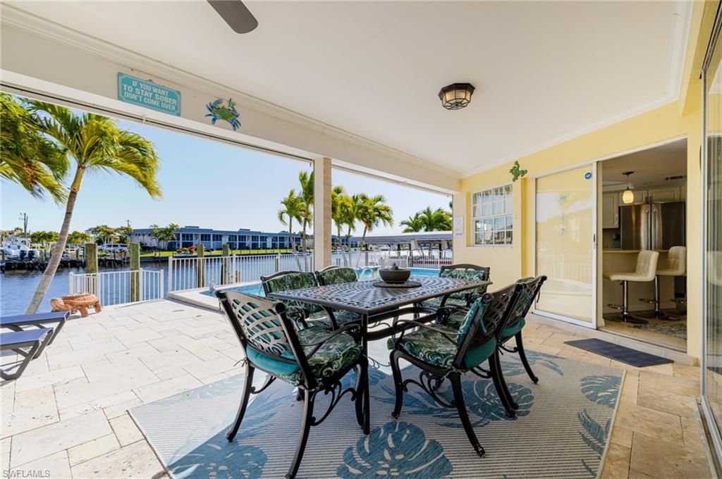 Image 17 of property listing at 1755 SE 40th TER, Cape Coral, FL 33904