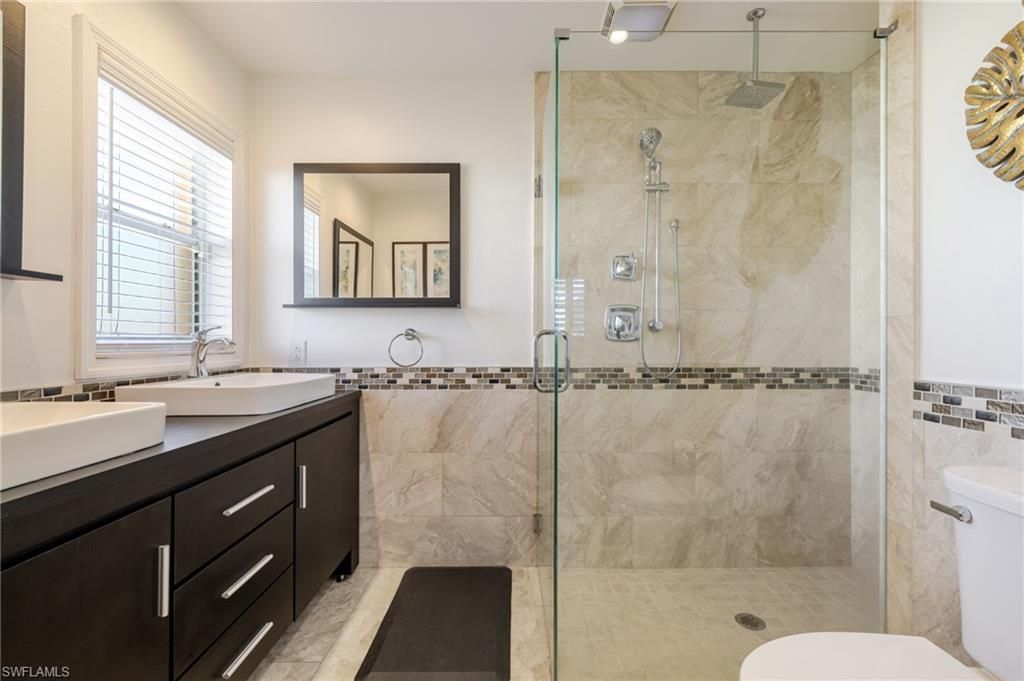 Image 24 of property listing at 1755 SE 40th TER, Cape Coral, FL 33904