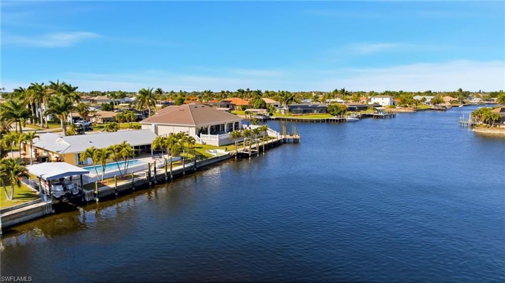 Image 40 of property listing at 1755 SE 40th TER, Cape Coral, FL 33904