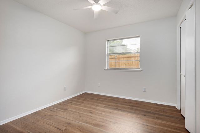 1709 Winchester Way, Bedford, TX 76022