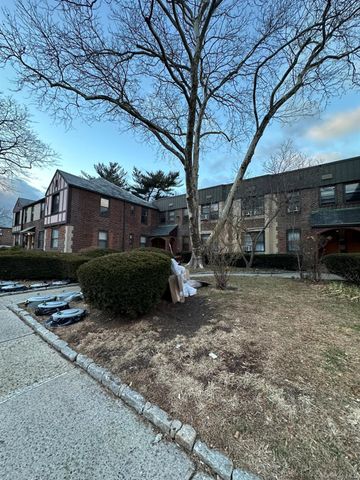 7713 Ditmars Boulevard 1, East Elmhurst, NY 11370