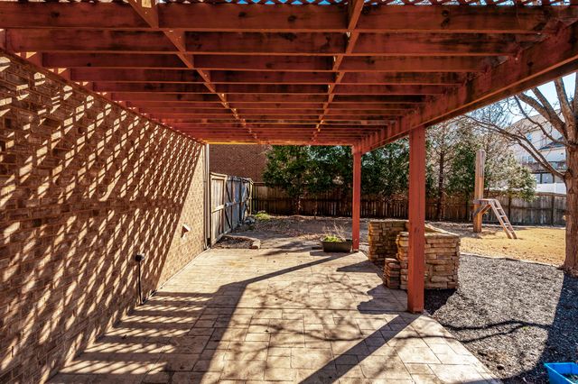 128 Rock Castle Dr, Lebanon, TN 37087