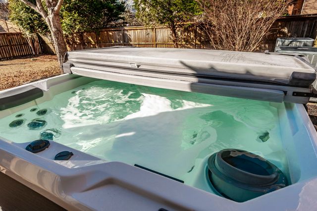 128 Rock Castle Dr, Lebanon, TN 37087