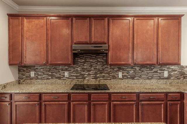 128 Rock Castle Dr, Lebanon, TN 37087