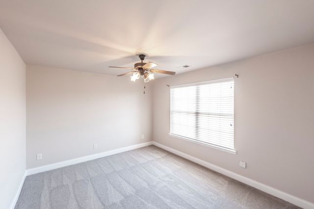 128 Rock Castle Dr, Lebanon, TN 37087