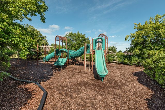 128 Rock Castle Dr, Lebanon, TN 37087