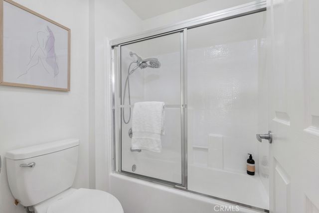 21500 Burbank 316, Woodland Hills, CA 91367