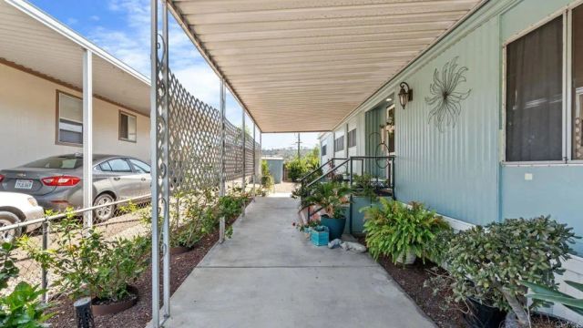 2515 Sweetwater Rd 77, Spring Valley, CA 91977