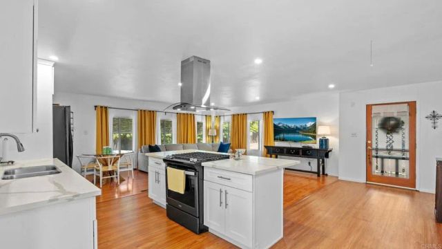 2515 Sweetwater Rd 77, Spring Valley, CA 91977