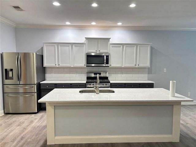 1927 Willoughby Drive, Buford, GA 30519