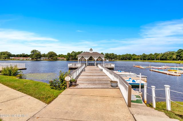 39M Cambridge Court, Lakewood, NJ 08701