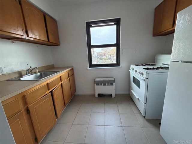 203-17 35th Avenue B, Bayside, NY 11361